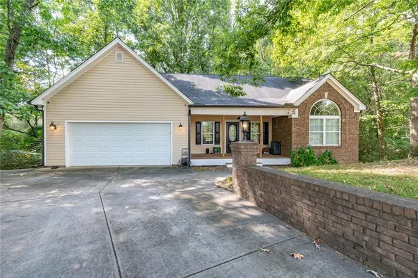 $289,900 | 2208 Clarendon Court Northeast, Conyers, GA 30012