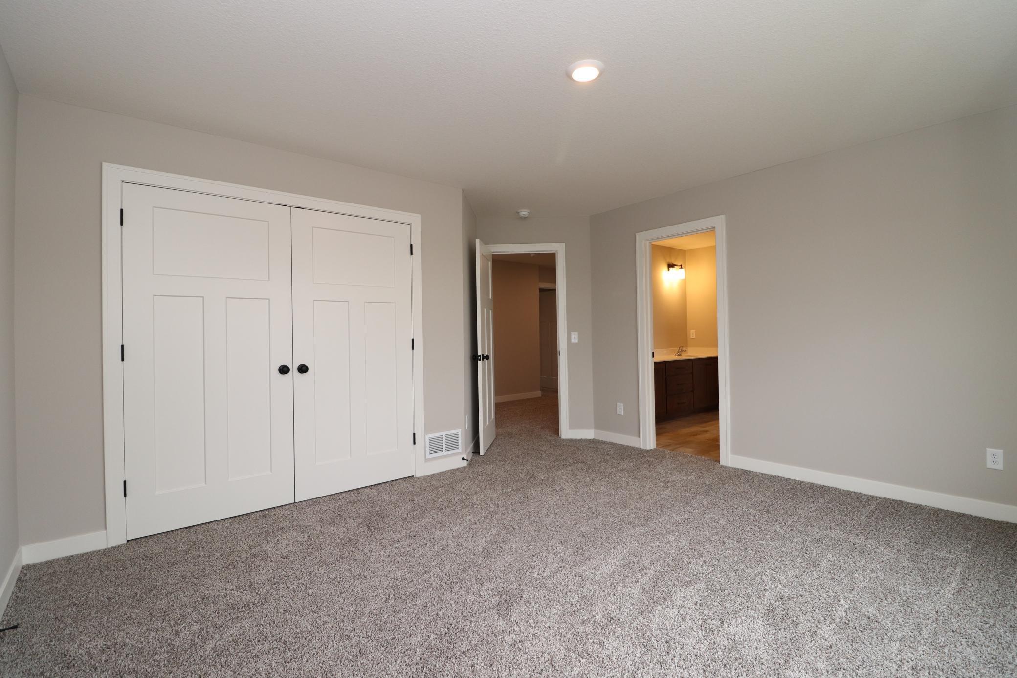 18362 Geyser Way Lakeville, MN 55044 - Photo 25 of 43