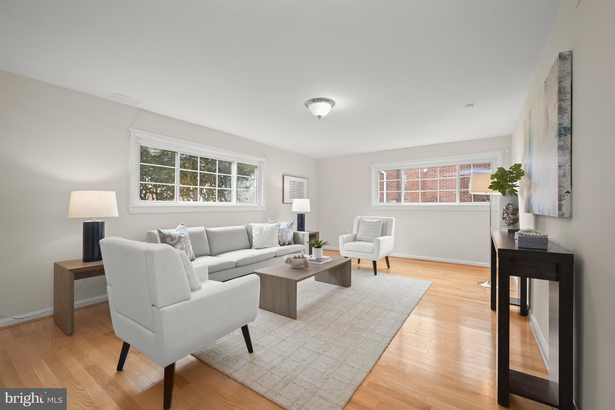 9809 Holmhurst Road Bethesda, MD 20817 - Photo 21 of 28 The inviting Family Room