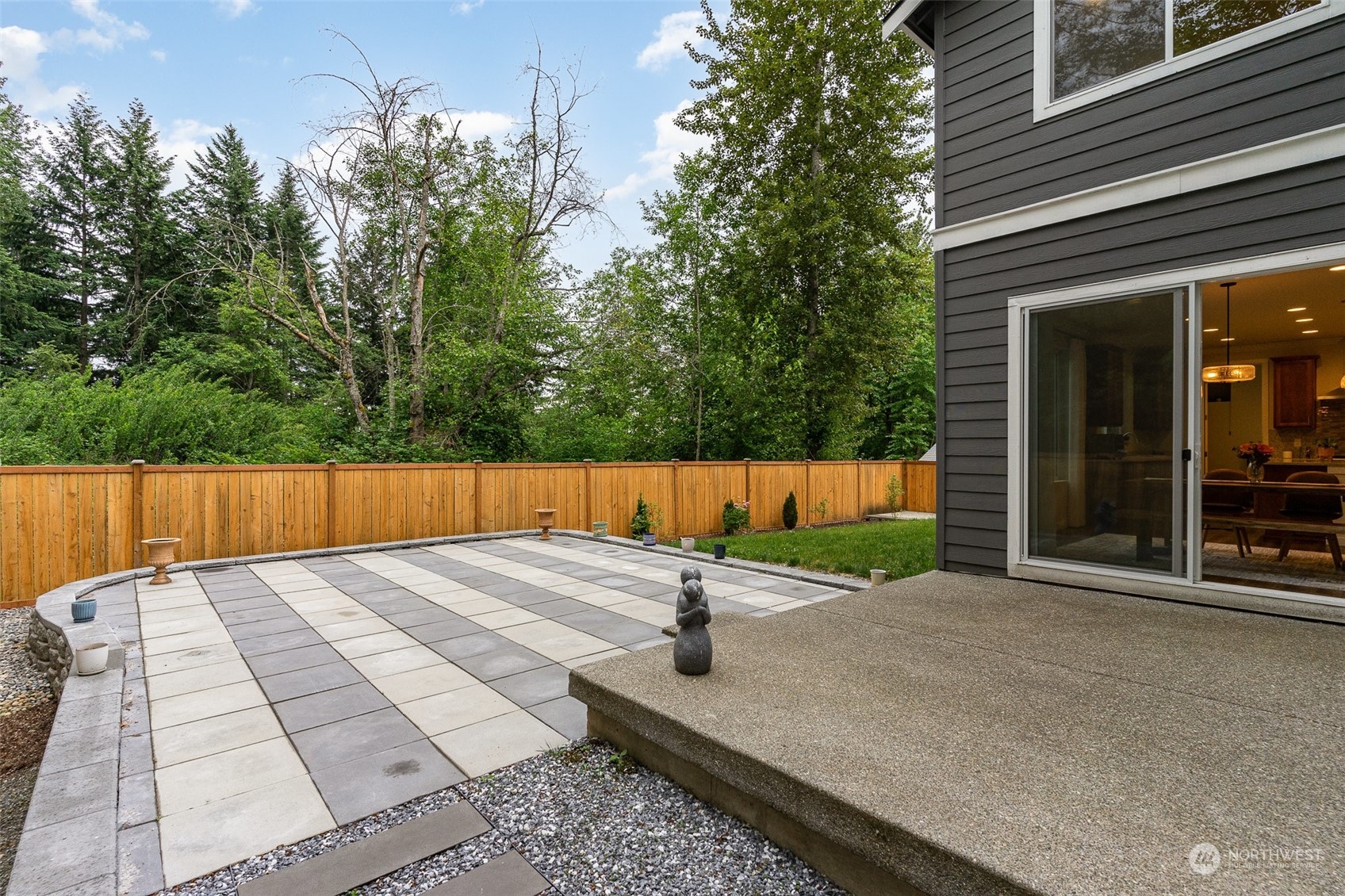 6219 Northeast 3rd Street Renton, WA 98059 - Photo 11 of 39 Gallery Image 11