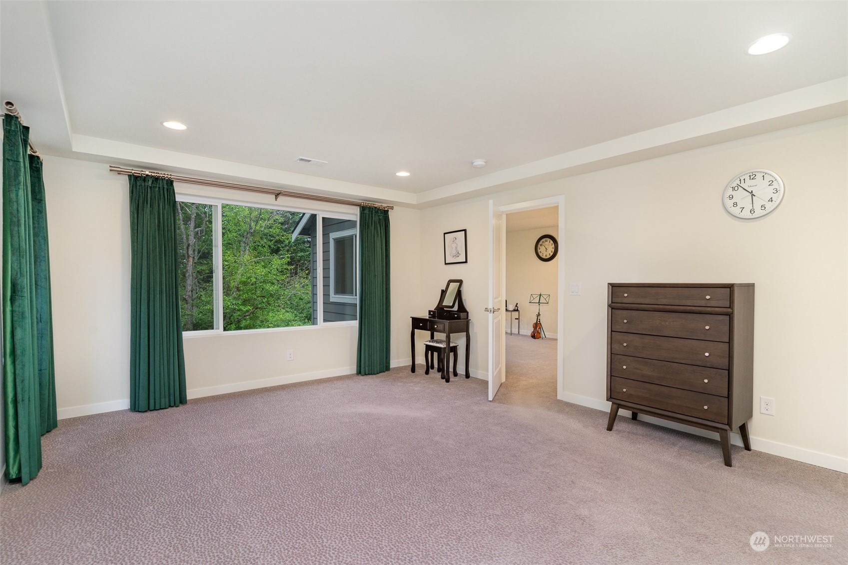 6219 Northeast 3rd Street Renton, WA 98059 - Photo 18 of 39 Gallery Image 18