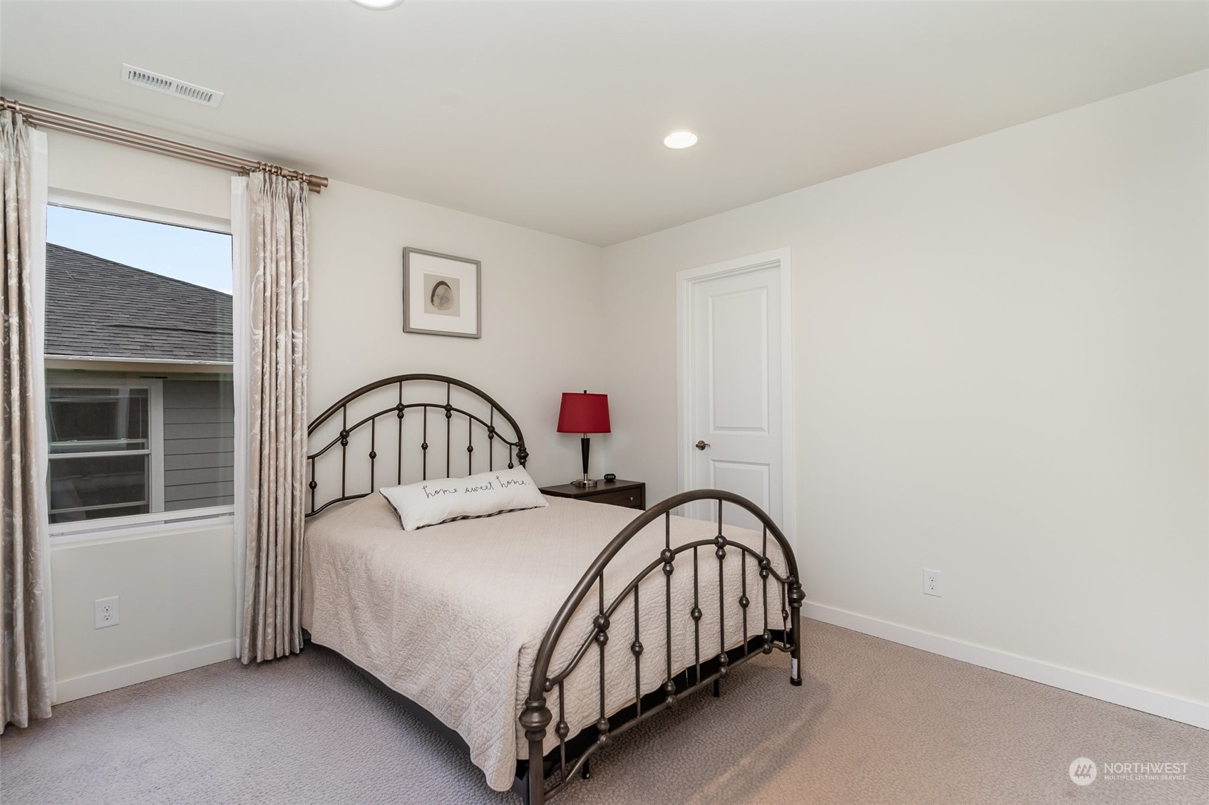 6219 Northeast 3rd Street Renton, WA 98059 - Photo 28 of 39 Gallery Image 28