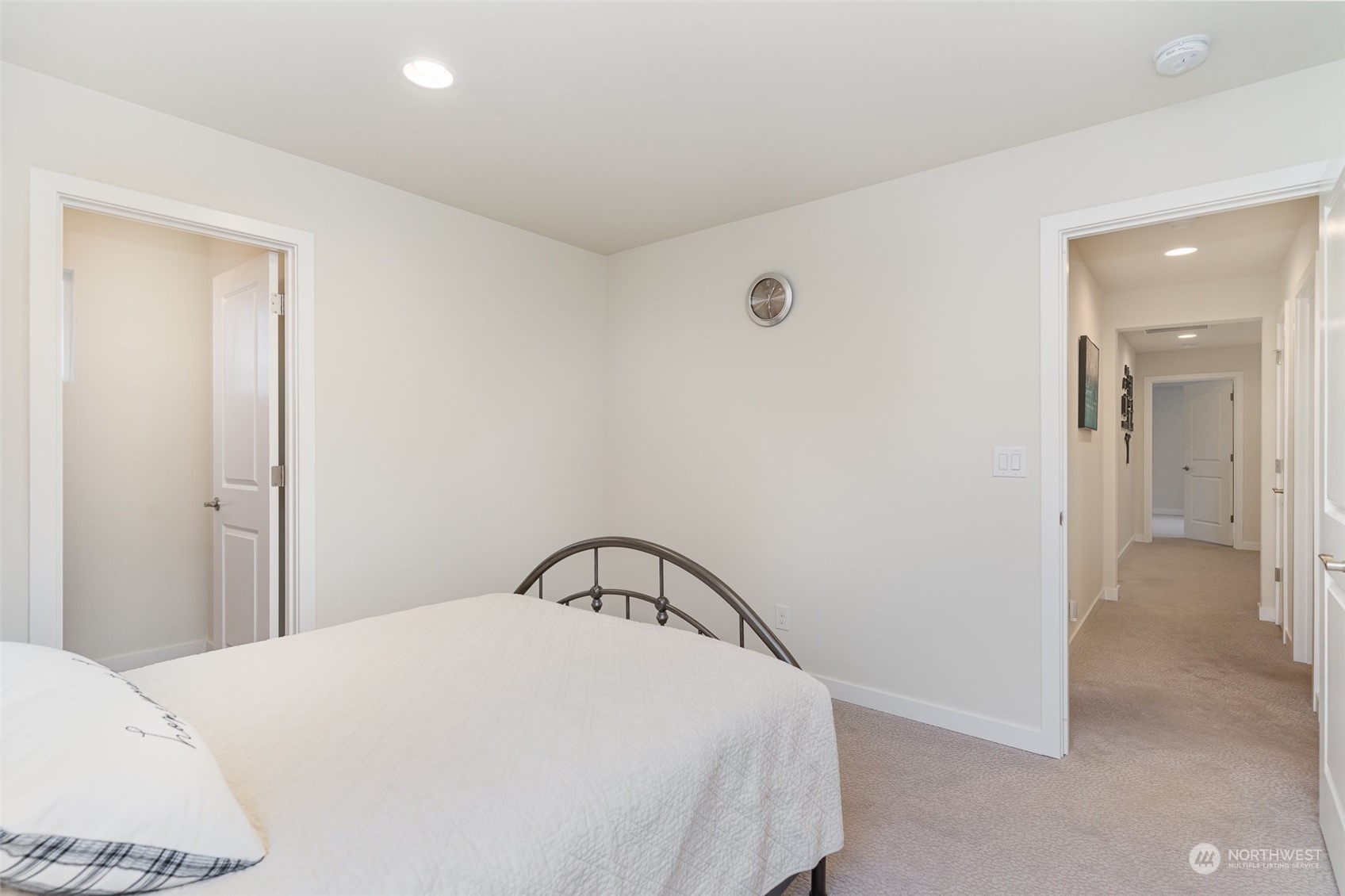 6219 Northeast 3rd Street Renton, WA 98059 - Photo 29 of 39 Gallery Image 29