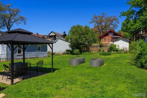 $249,900 | 7533 Woodland Avenue, St. Louis, MO 63143