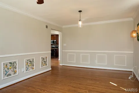 $249,900 | 7533 Woodland Avenue, St. Louis, MO 63143