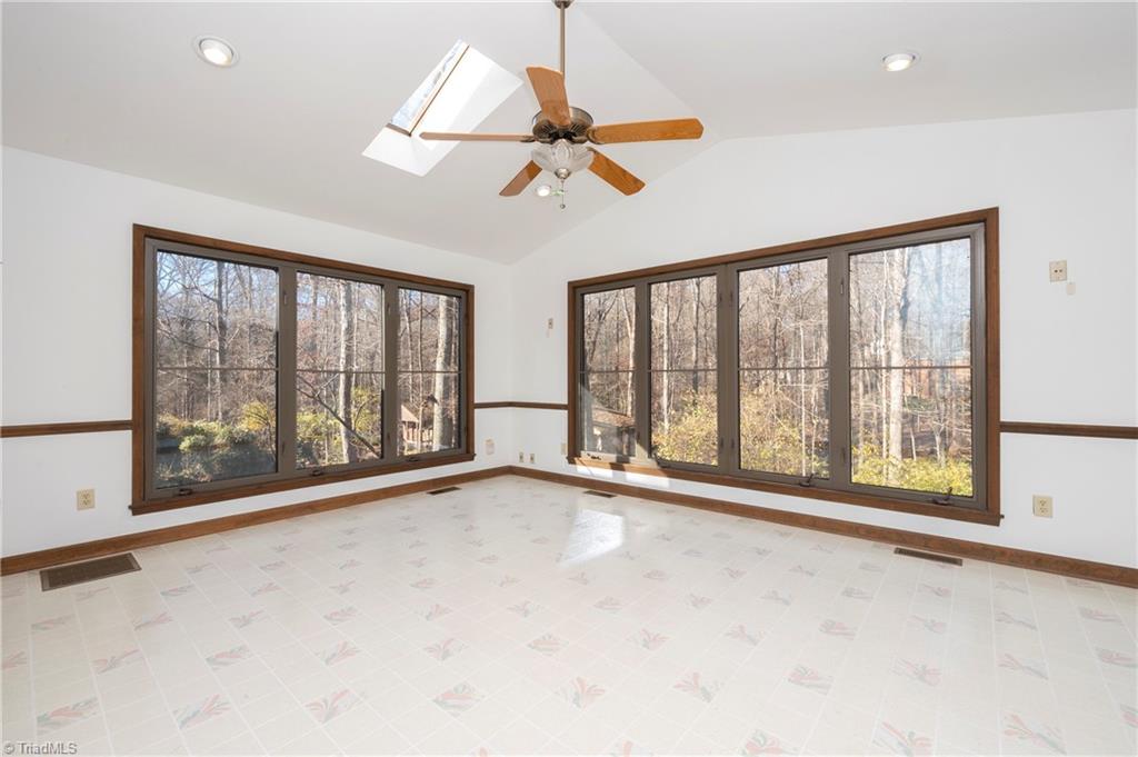 635 Barrocliff Road Clemmons, NC 27012 - Photo 12 of 39 Gallery Image 12
