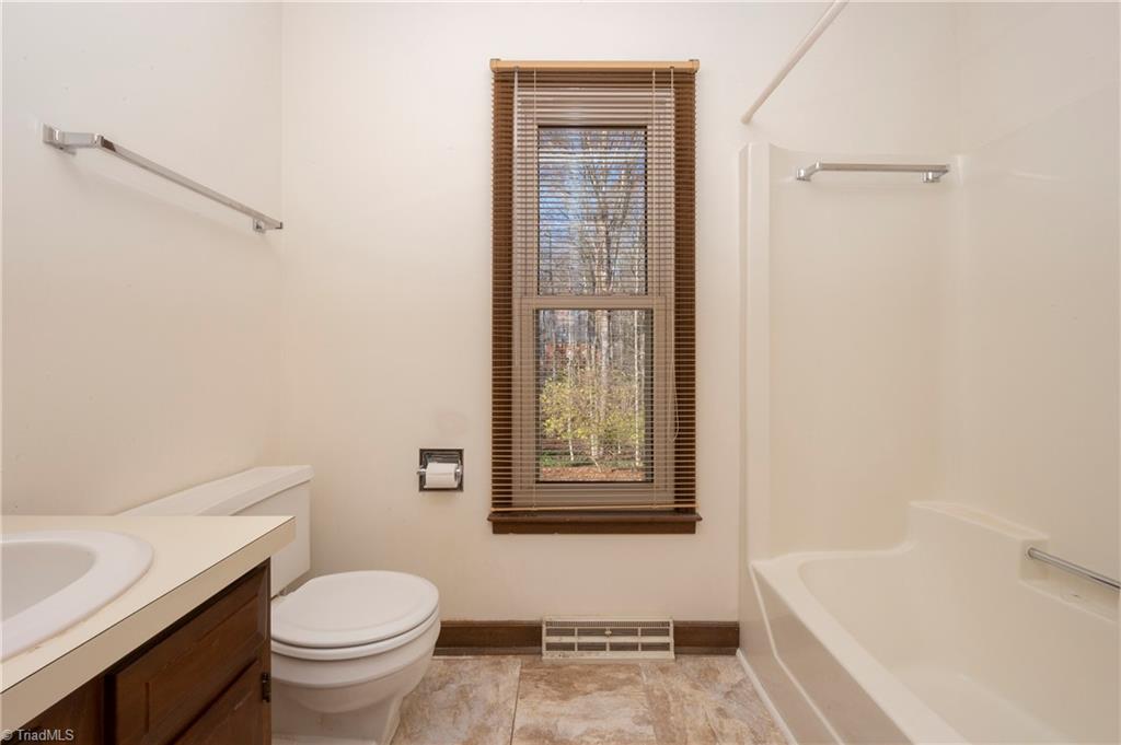 635 Barrocliff Road Clemmons, NC 27012 - Photo 20 of 39 Gallery Image 20