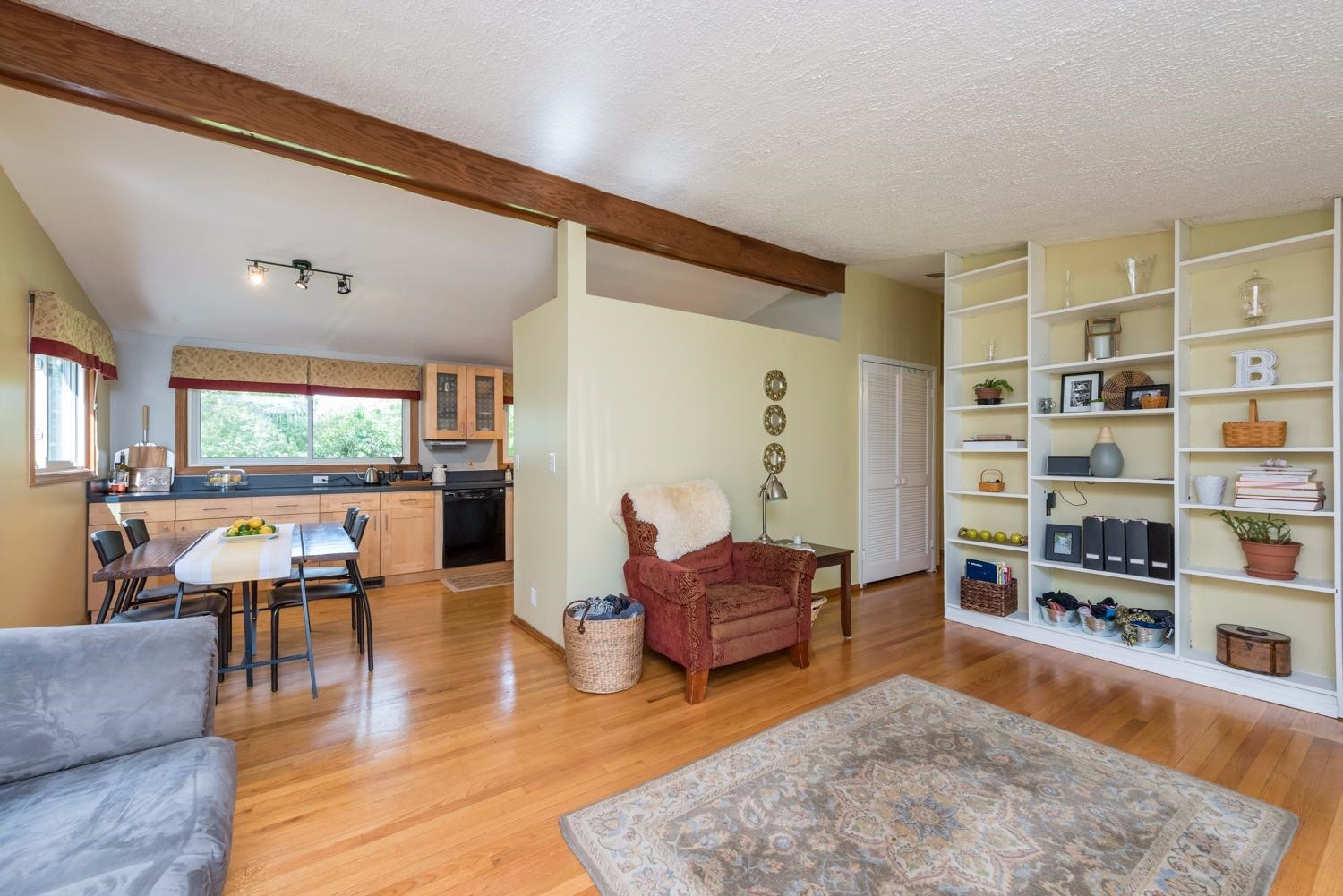 2811 Cranbrook Road Ann Arbor, MI 48104 - Photo 3 of 10 Photo 3