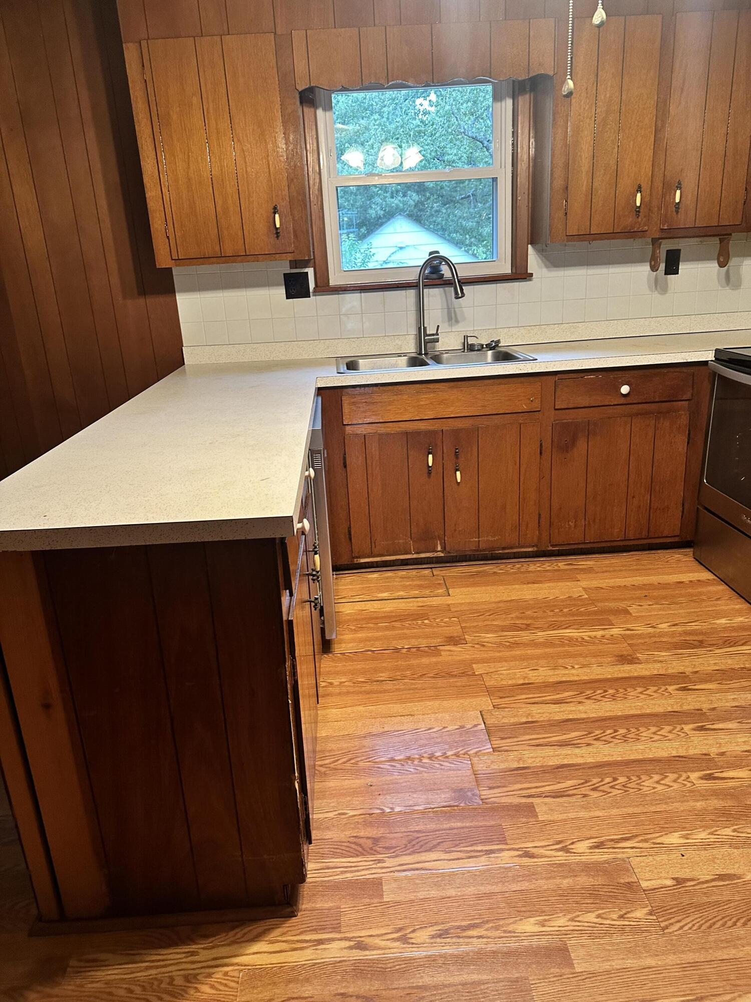 300 Barrett Street Harlem, GA 30814 - Photo 5 of 26 IMG_5072