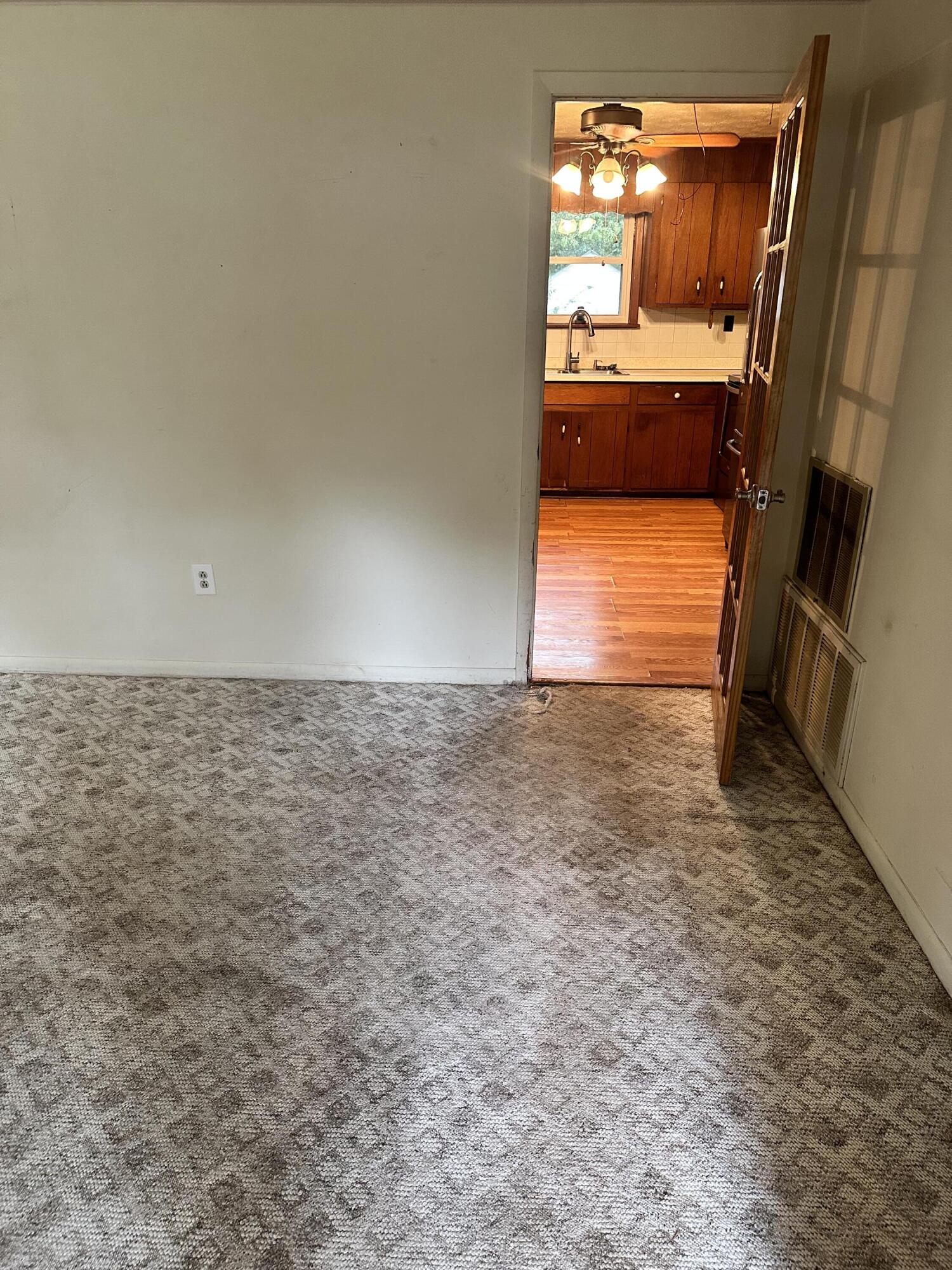 300 Barrett Street Harlem, GA 30814 - Photo 9 of 26 IMG_5081