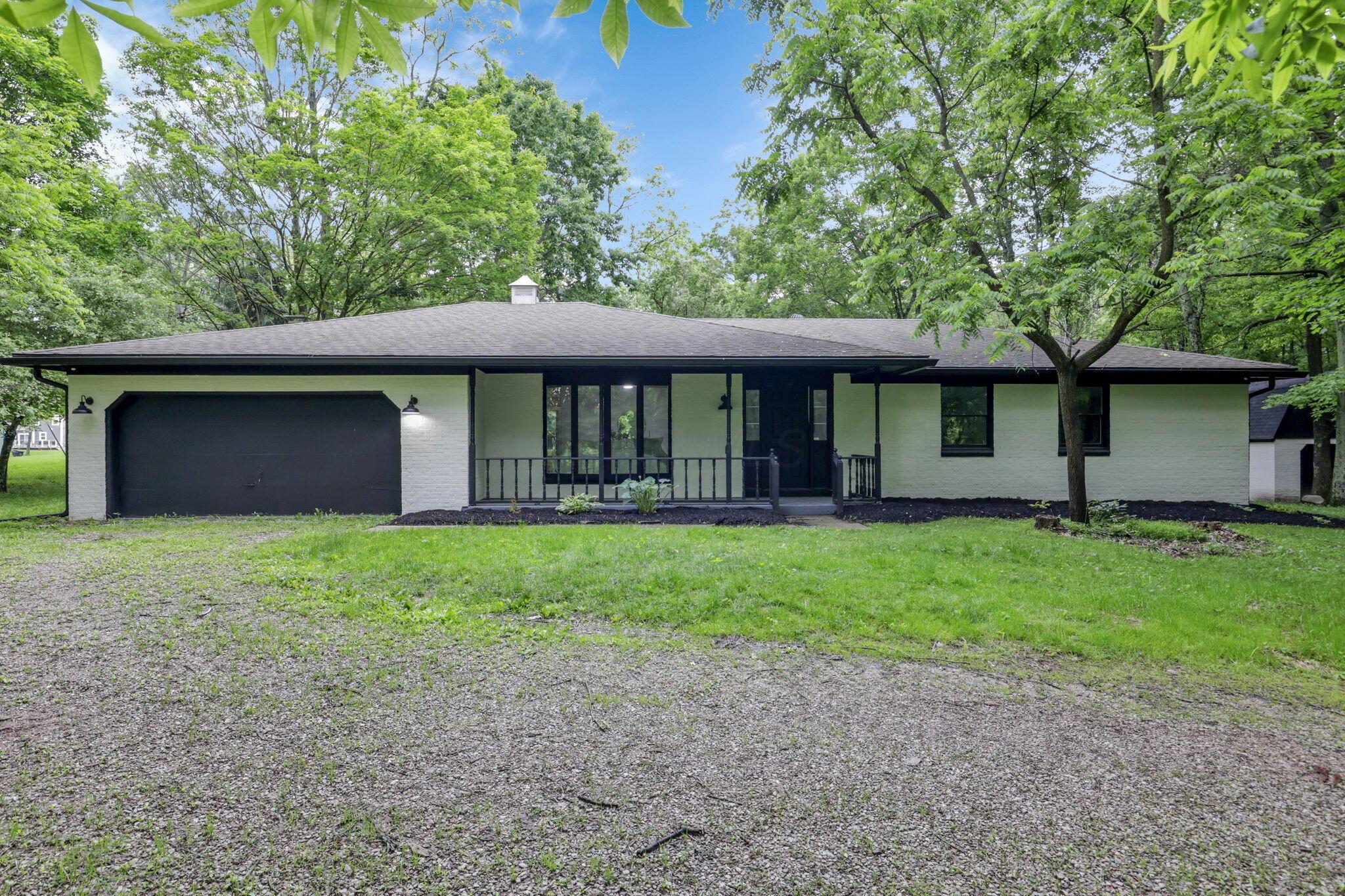 5289 Hazelton-Etna Road Southwest Pataskala, OH 43062 - Photo 2 of 67 2-web-or-mls-011A2481
