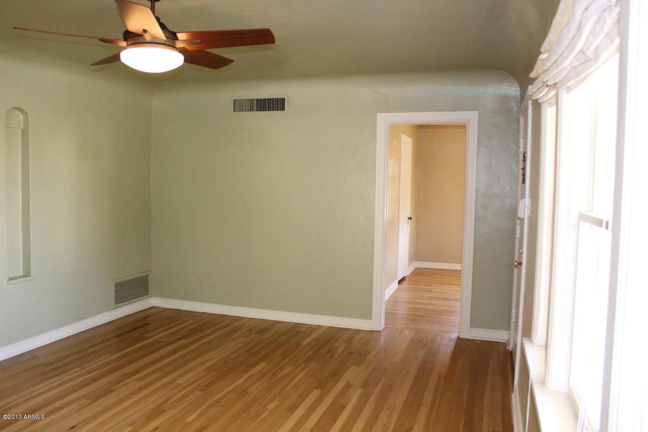 351 East Alvarado Road Phoenix, AZ 85004 - Photo 38 of 46 IMG_3358