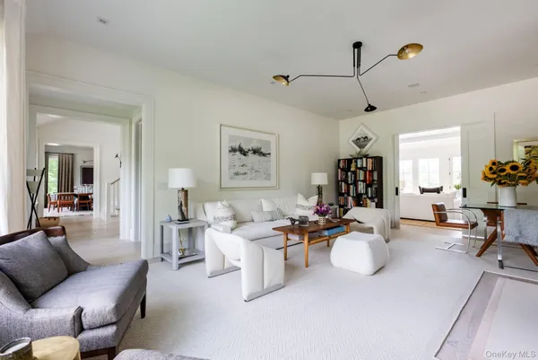 $185,000 | 571 Pauls Lane, Bridgehampton, NY 11932