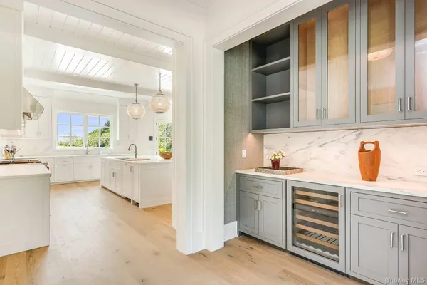 $185,000 | 571 Pauls Lane, Bridgehampton, NY 11932