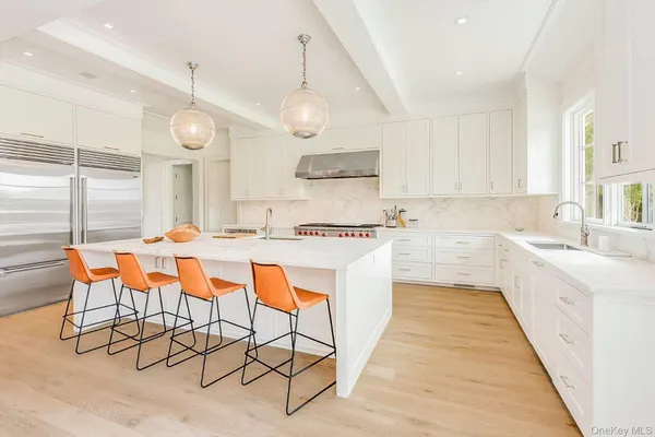 $185,000 | 571 Pauls Lane, Bridgehampton, NY 11932