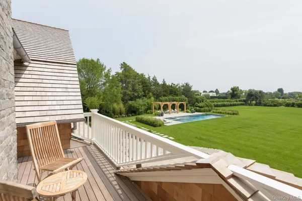 $185,000 | 571 Pauls Lane, Bridgehampton, NY 11932