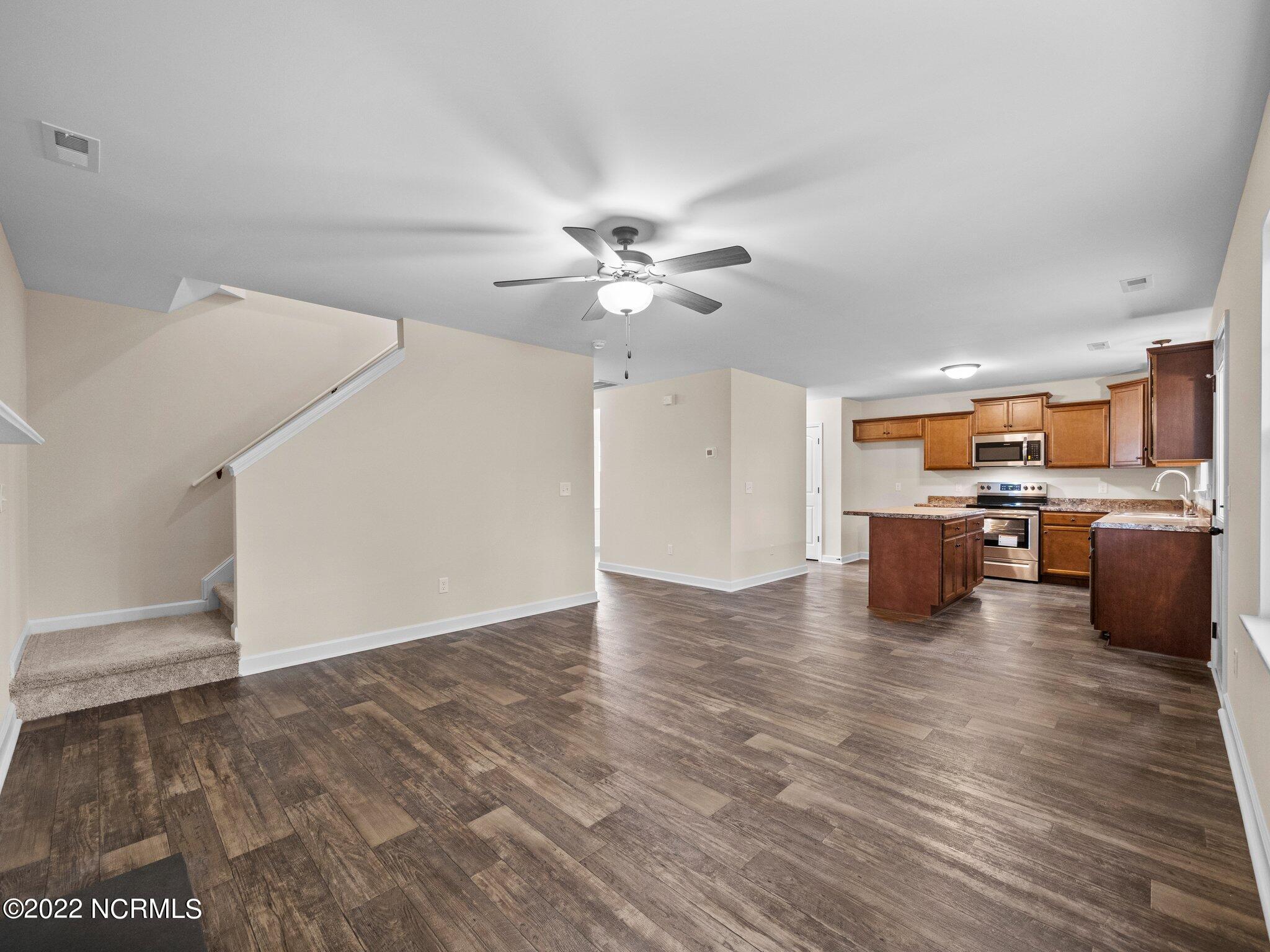 206 Carson Court Holly Ridge, NC 28445 - Photo 27 of 46 26-web-or-mls-P7260212