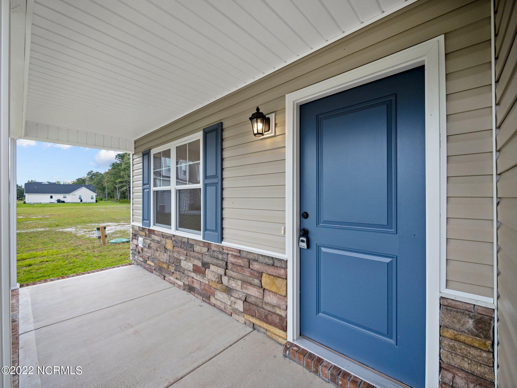 206 Carson Court Holly Ridge, NC 28445 - Photo 8 of 46 7-web-or-mls-06