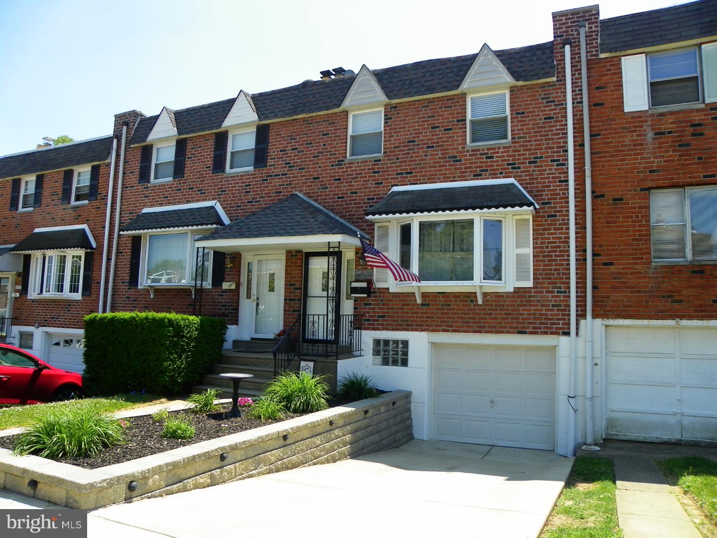 12807 Cabell Road Philadelphia, PA 19154 - Photo 2 of 25