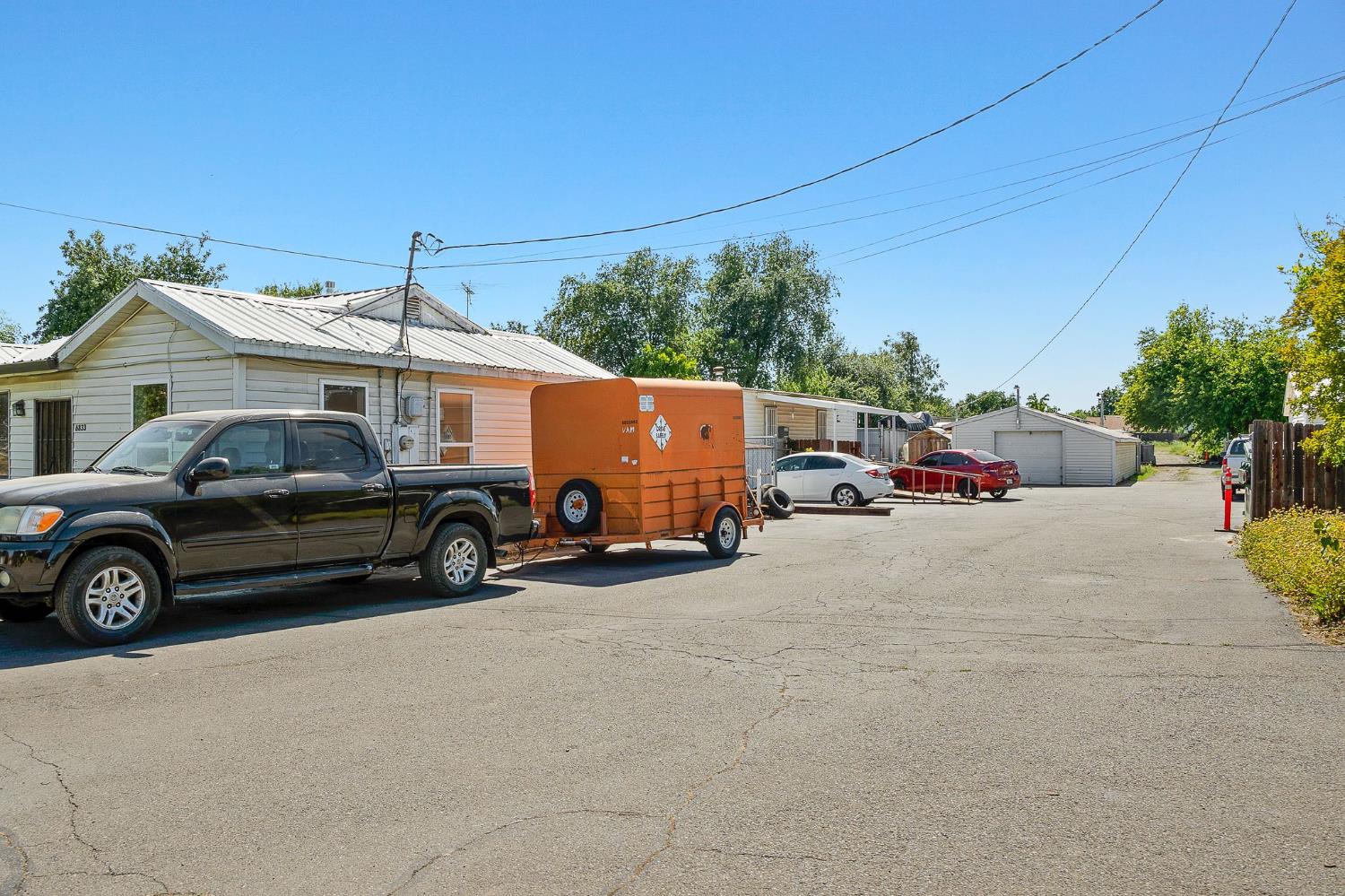 6837 Rio Linda Boulevard Rio Linda, CA 95673 - Photo 31 of 51 a view of a cars parked in front of a house