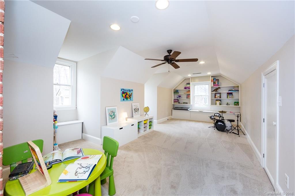 2717 Foxfire Road Charlotte, NC 28270 - Photo 23 of 35 Gallery Image 23