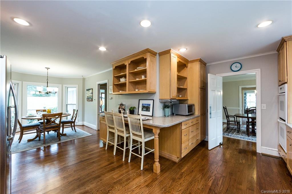 2717 Foxfire Road Charlotte, NC 28270 - Photo 8 of 35 Gallery Image 8