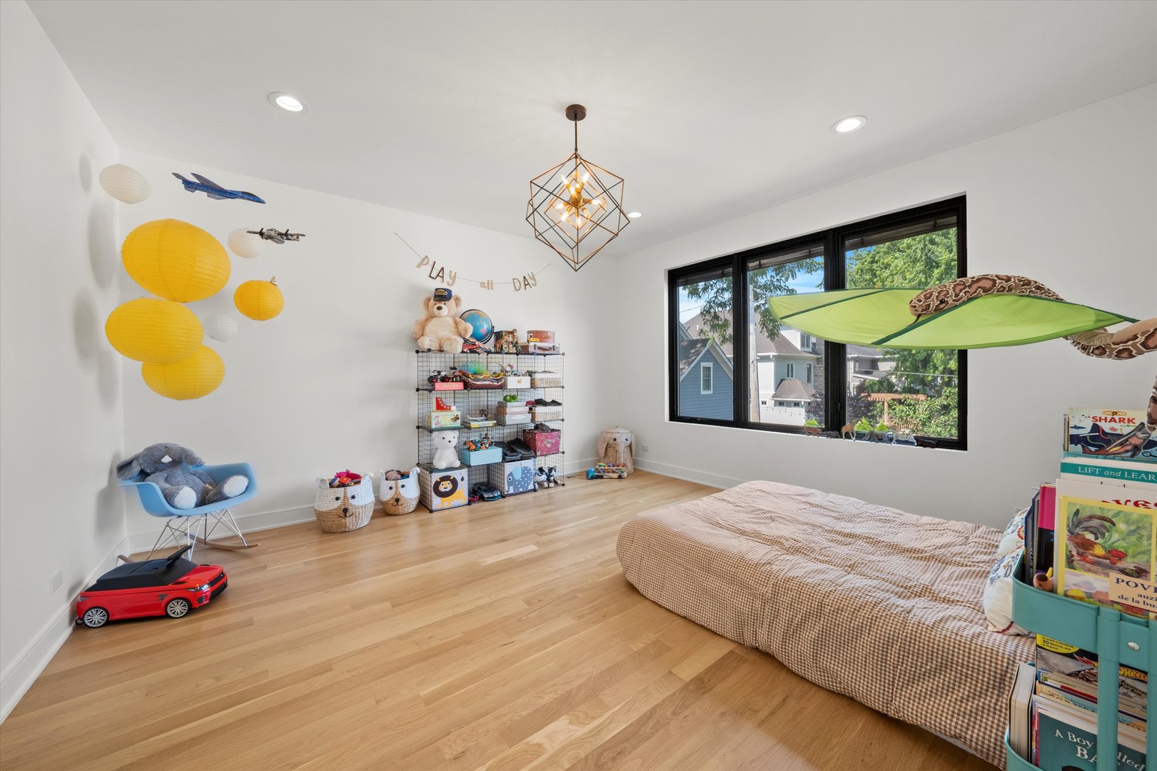 215 Eagle Street Naperville, IL 60540 - Photo 28 of 50 a bedroom with a bed and window