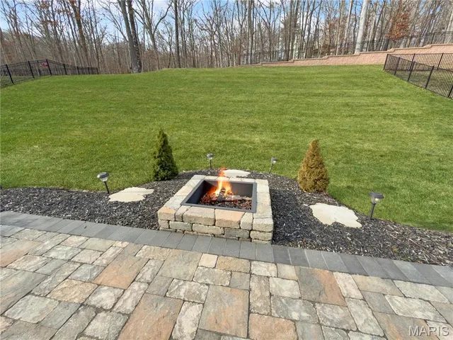 $525,000 | 1675 Ridgefield Bluff, Eureka, MO 63025