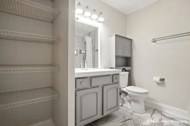 $218,500 | 2600 Brookwood Way Drive, Unit 305, Rolling Meadows, IL 60008