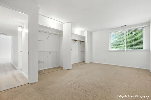 $211,900 | 2600 Brookwood Way Drive, Unit 305, Rolling Meadows, IL 60008