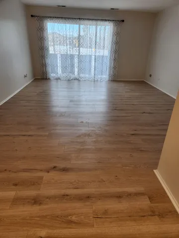 $211,900 | 2600 Brookwood Way Drive, Unit 305, Rolling Meadows, IL 60008