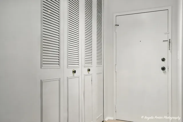 $218,500 | 2600 Brookwood Way Drive, Unit 305, Rolling Meadows, IL 60008