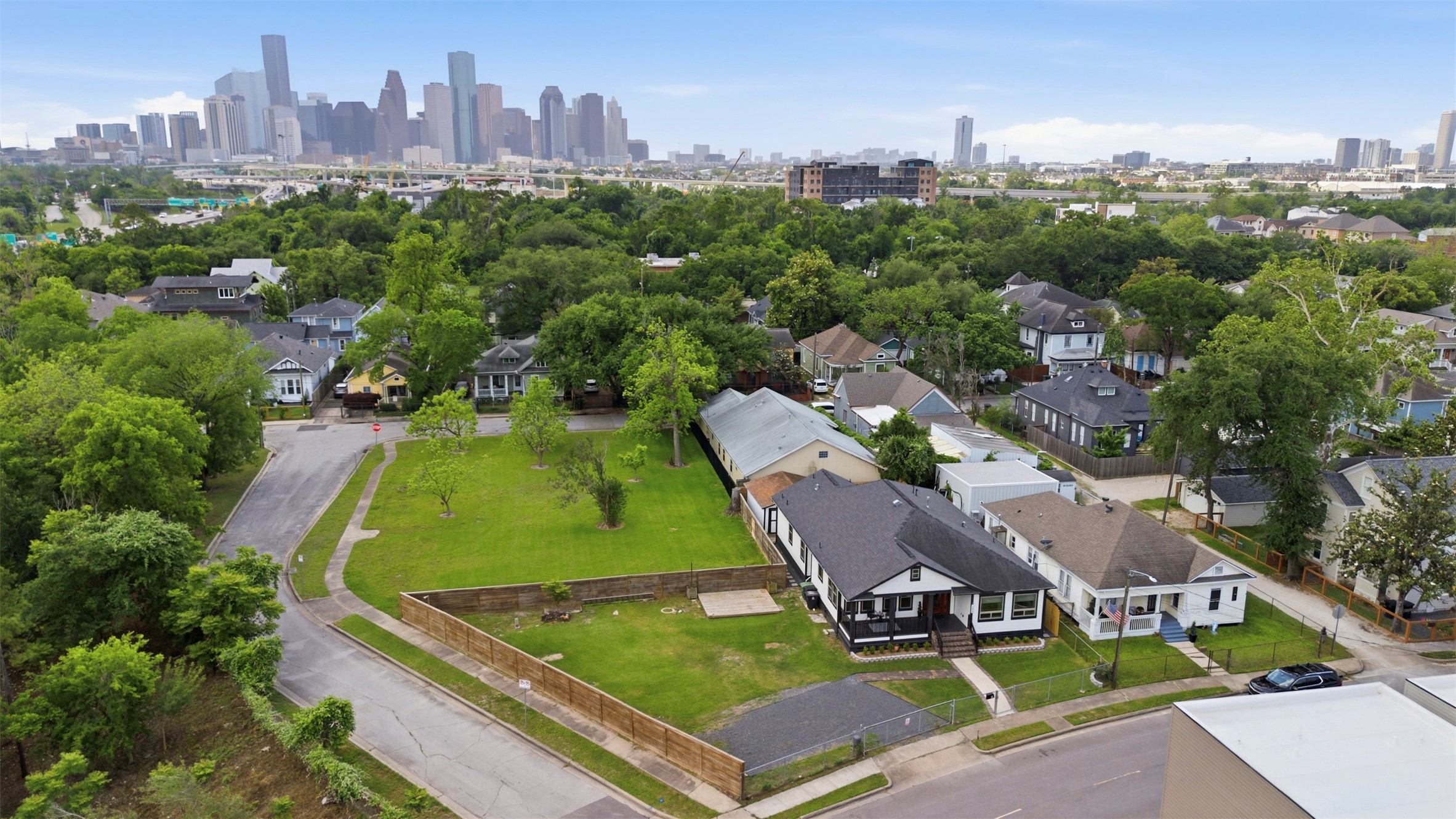 206 North Street Houston, TX 77009 - Photo 44 of 48