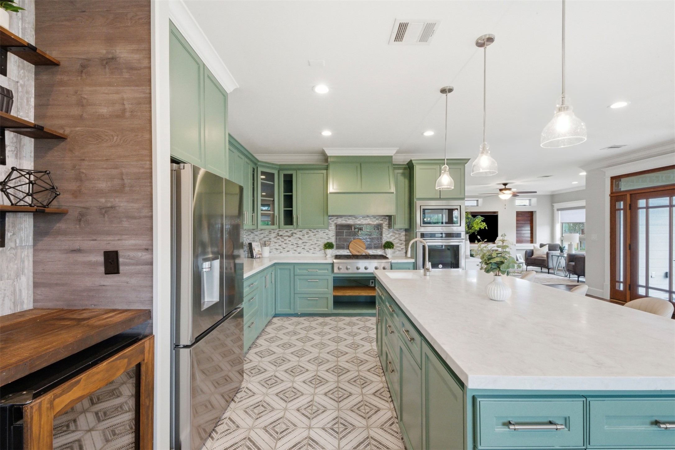 206 North Street Houston, TX 77009 - Photo 10 of 48