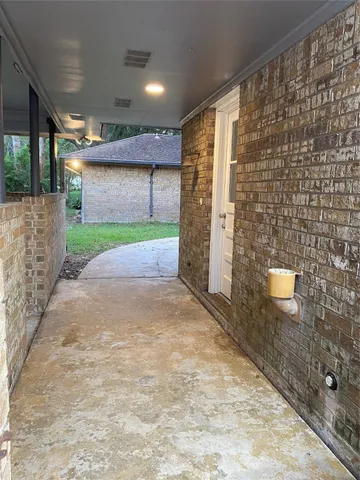 a view of backyard of house