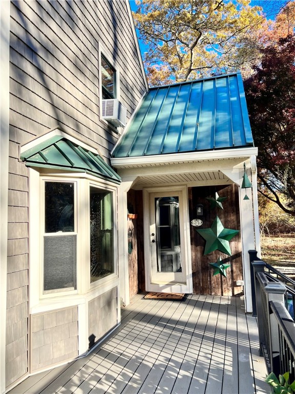 579 E Road Tiverton, RI 02878 - Photo 12 of 41