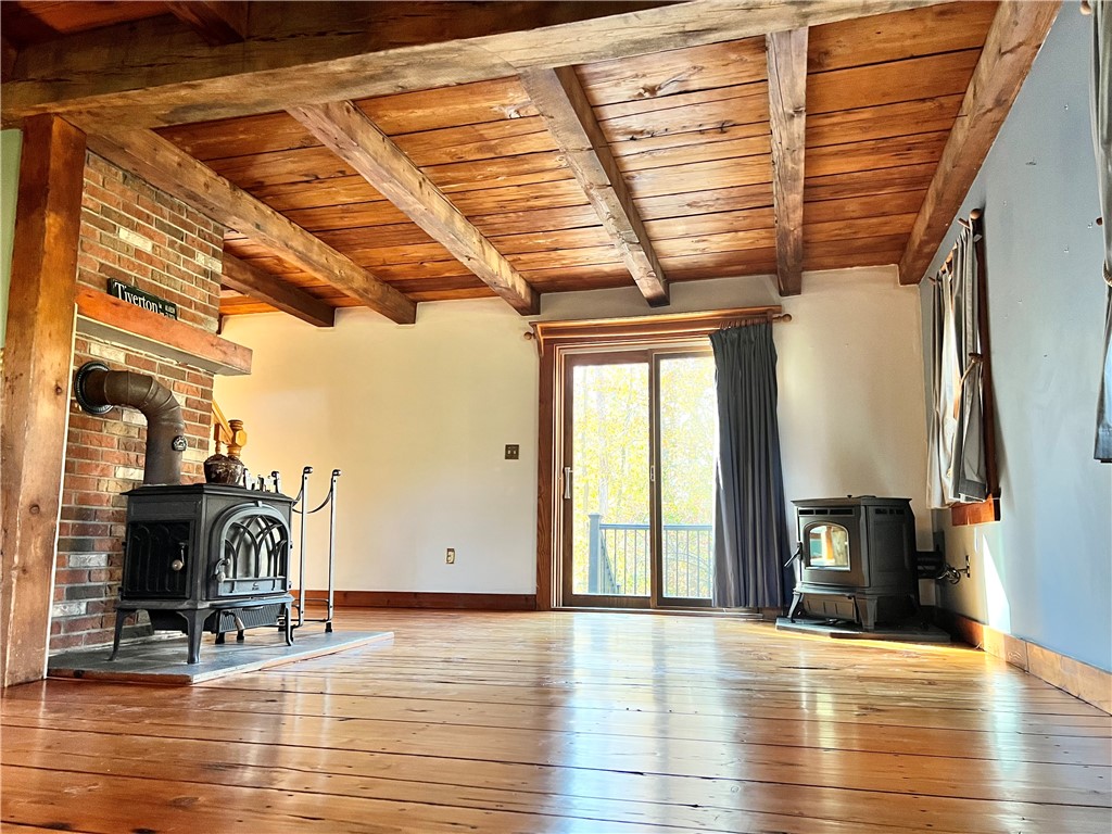 579 E Road Tiverton, RI 02878 - Photo 29 of 41