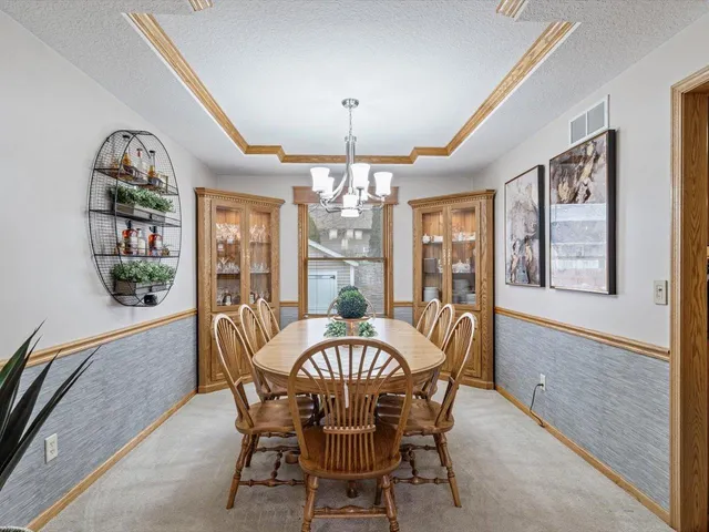 $365,000 | 6125 North Thornwood Avenue, Davenport, IA 52806