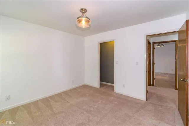 $2,500 | 330 Broken Lance Place, Alpharetta, GA 30022