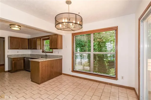 $2,500 | 330 Broken Lance Place, Alpharetta, GA 30022