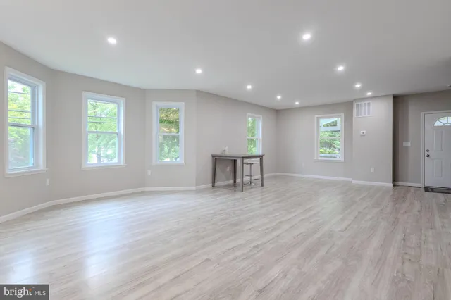 $609,000 | 3608 Upshur Street, Brentwood, MD 20722