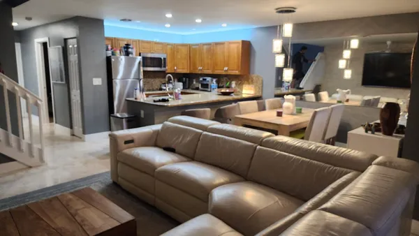 $2,800 | 787 Crystal Lake Drive, Deerfield Beach, FL 33064