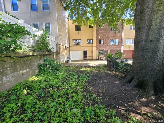 $799,900 | 69-37 Central Avenue | Glendale