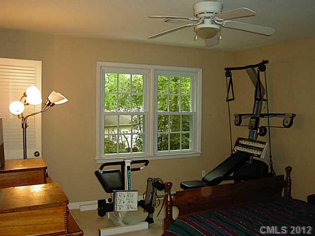 6220 Yellowood Road Charlotte, NC 28210 - Photo 13 of 16 Gallery Image 13