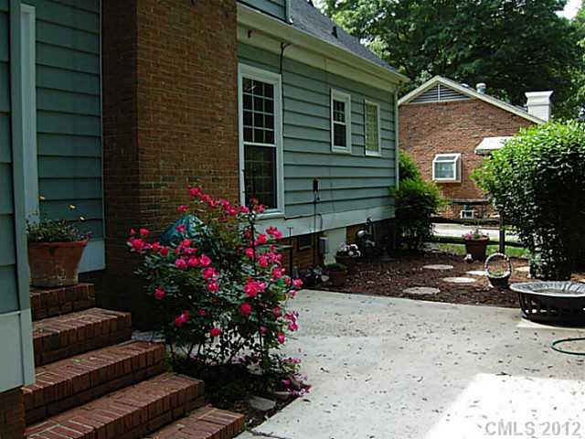 6220 Yellowood Road Charlotte, NC 28210 - Photo 15 of 16 Gallery Image 15