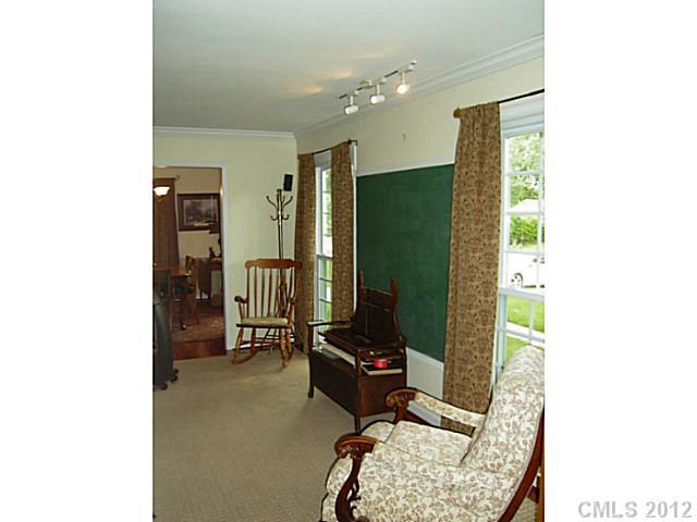 6220 Yellowood Road Charlotte, NC 28210 - Photo 4 of 16 Gallery Image 4