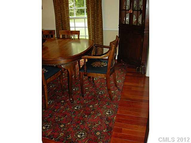 6220 Yellowood Road Charlotte, NC 28210 - Photo 5 of 16 Gallery Image 5