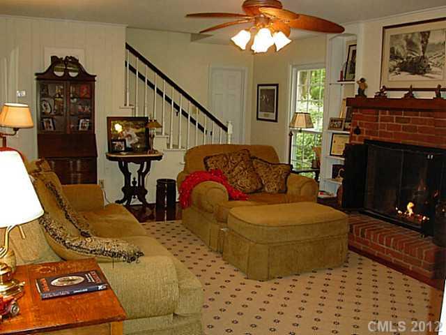 6220 Yellowood Road Charlotte, NC 28210 - Photo 8 of 16 Gallery Image 8