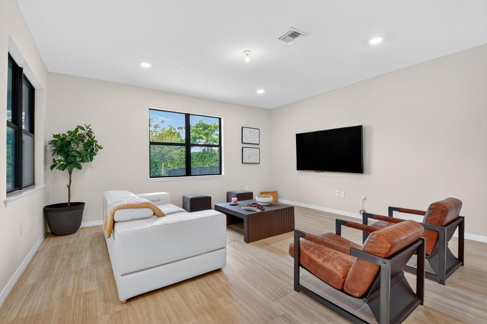 4777 Chantilly Road Lake Worth, FL 33467 - Photo 4 of 38 Photo 4