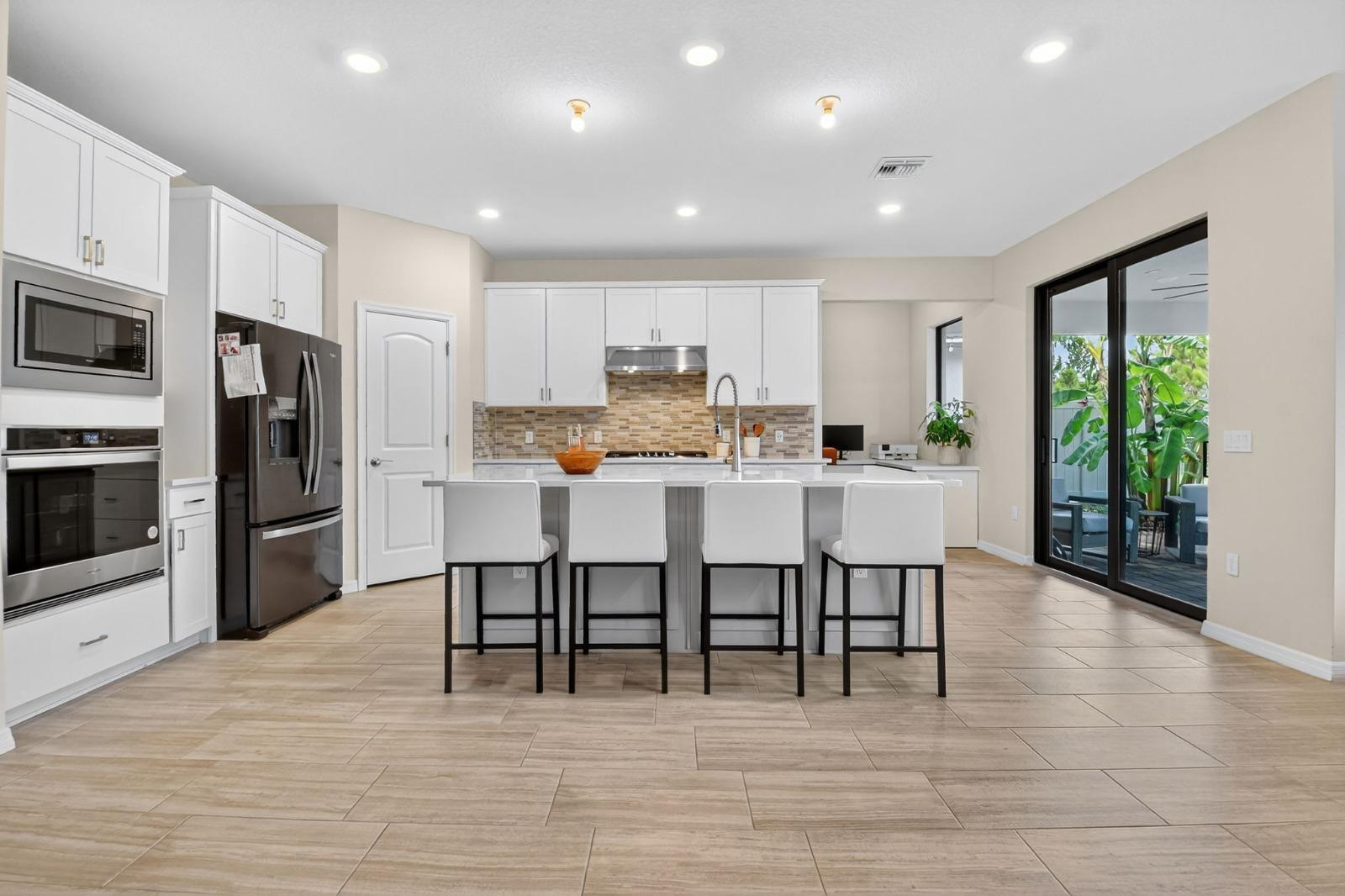 4777 Chantilly Road Lake Worth, FL 33467 - Photo 6 of 38 Photo 6